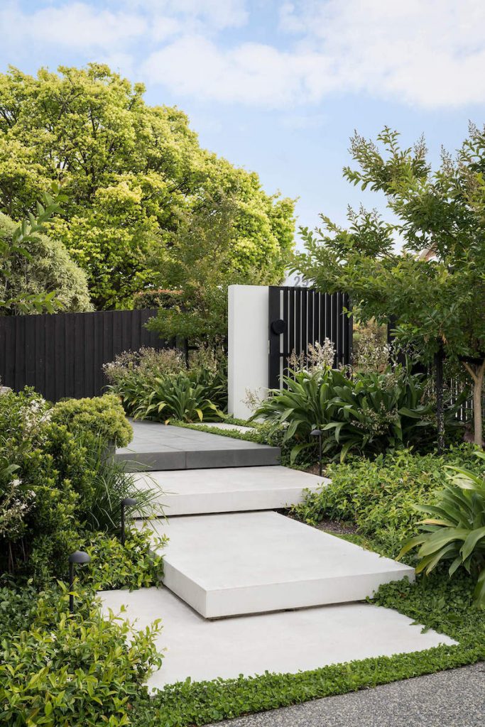 CLS_Landscaping GlenWaverly_15StirlingCres